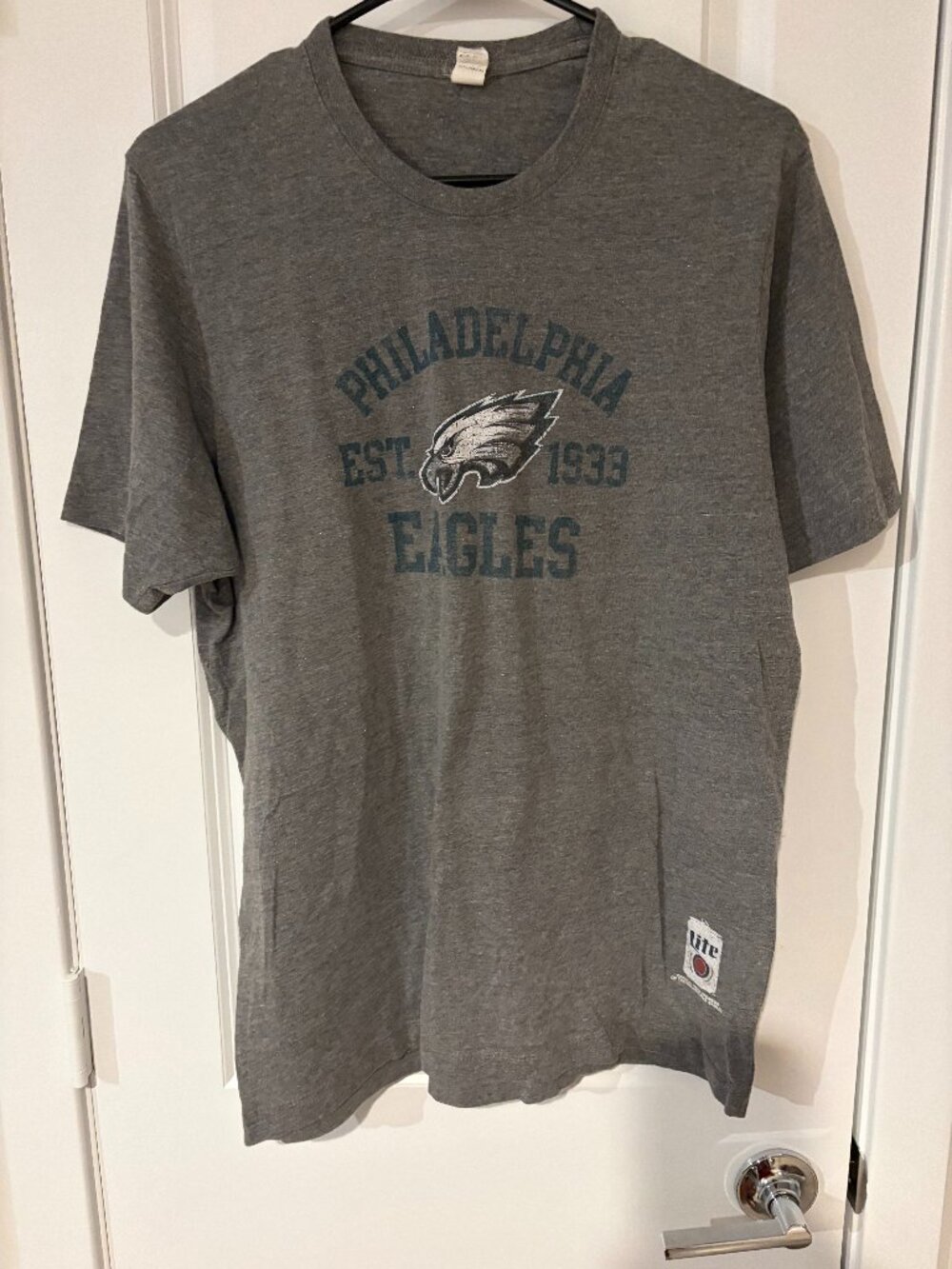 Gray Independent Trading Co Philadelphia Eagles T-Shirt Size Large